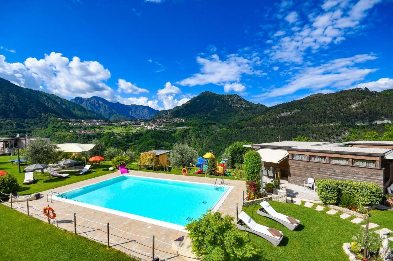 Georesort Tremosine Exteriér fotografie